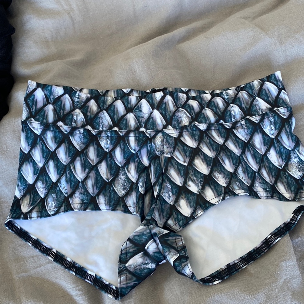 Black milk shorts XS game of thrones